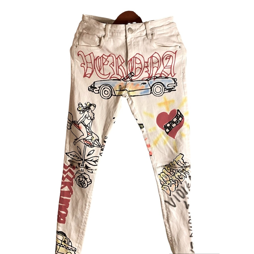 Lifted Anchors Graffiti White DesignerJeans Size 30 Men